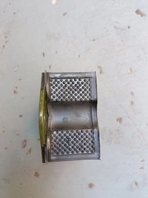 Αρχικά ελαστικά πλακάκια για κινητήρες λεωφορείων και φορτηγών με εμπρόσθια υποστήριξη